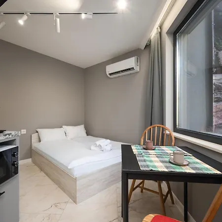 With Patio Close To Sea Apartment