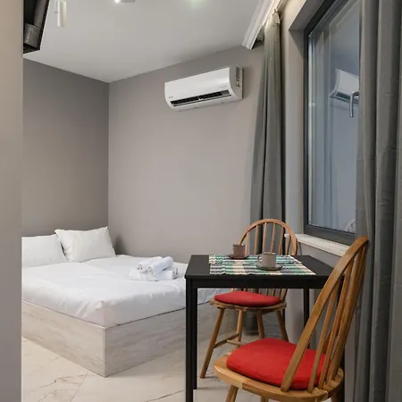 With Patio Close To Sea Apartament Warna