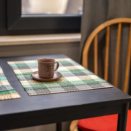 With Patio Close To Sea 아파트