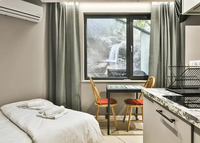 Apartament With Patio Close To Sea Warna