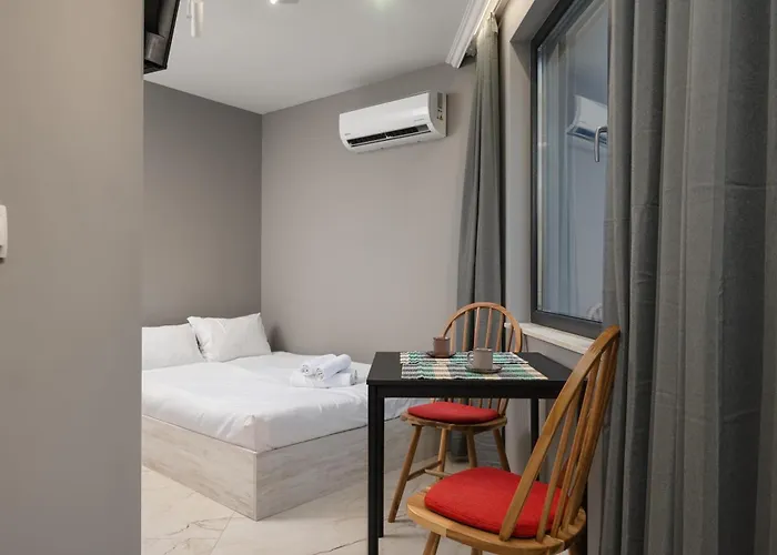 With Patio Close To Sea Apartament Warna