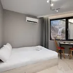 With Patio Close To Sea Apartment