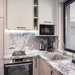 Apartment With Patio Close To Sea *