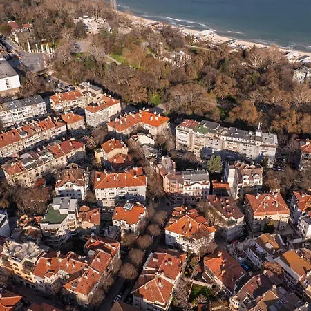 With Patio Close To Sea *