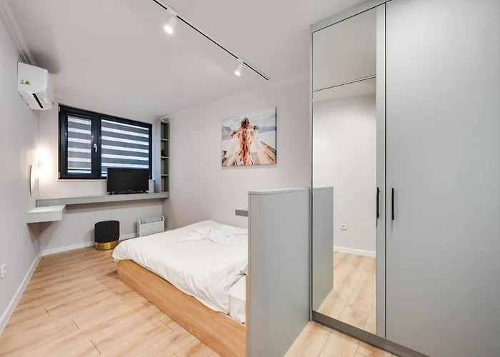 With Patio Close To Sea *